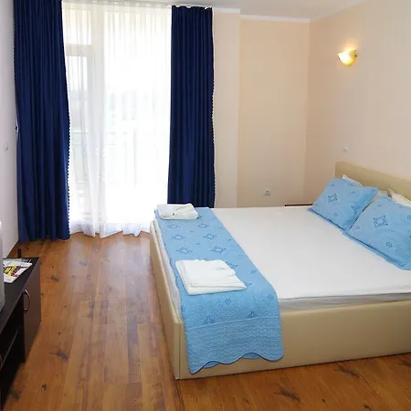 Scape Royal 3*